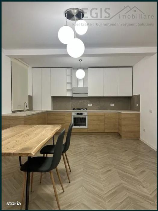 Casa moderna cu 3 camere si parcare Stupini