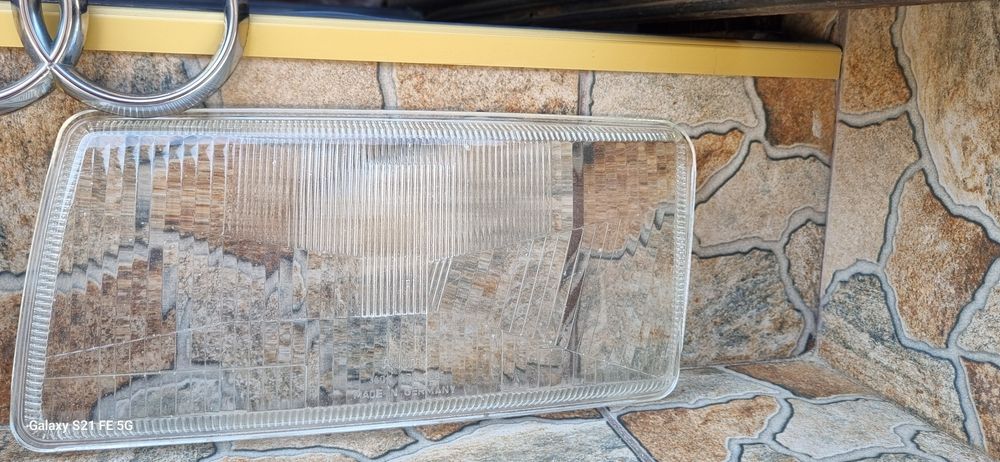 Ауди 80 стекла передние