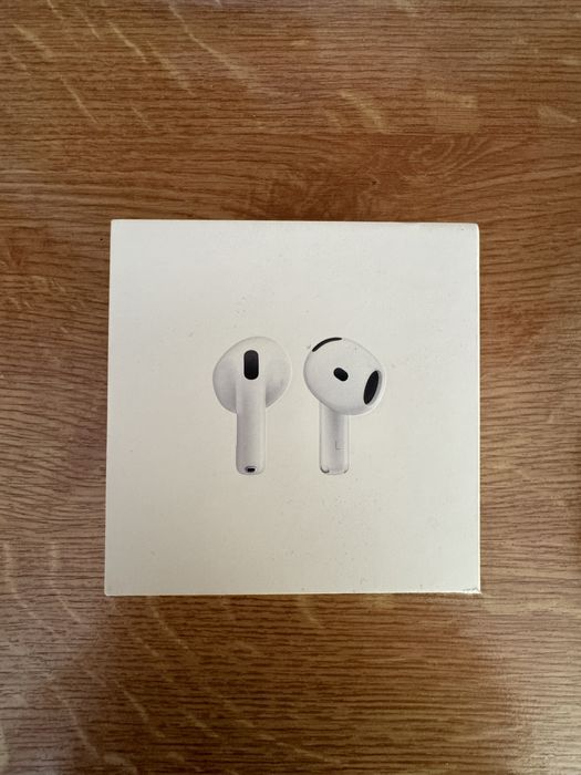 Airpods 4 лява слушалка