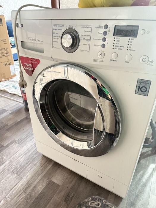 Продам стиральную машину