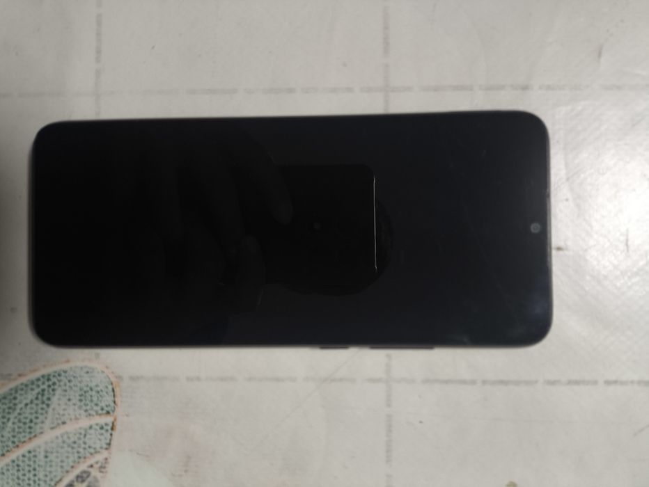 продам poco c40 срочно
