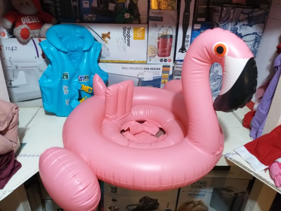 Colace si Vesta de Inot Piscina sau Plaja