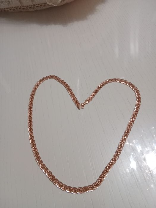 Продам золотую цепочку