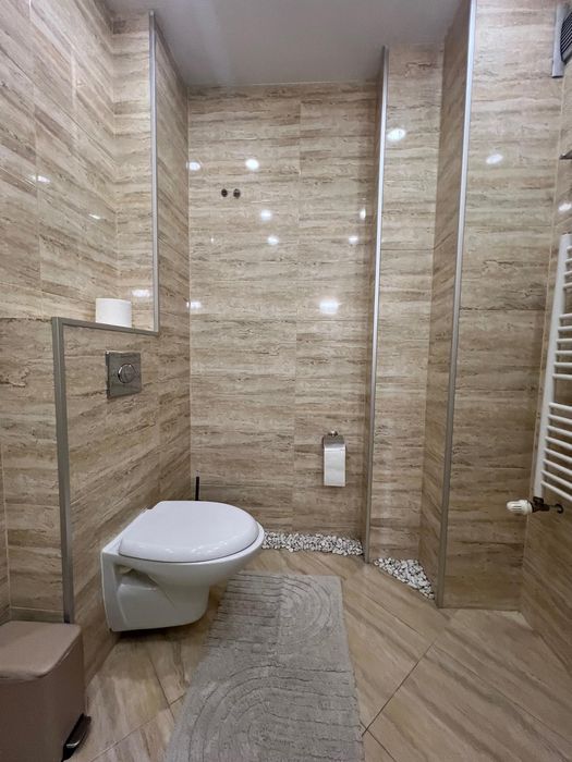 Дава се под наем Тристаен апартамент в София, Оборище - 120 кв.м за 1100 € - Снимка #9