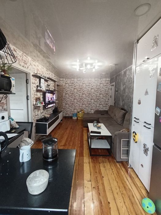 продается чиланзар 24 квартал 2*3/5/5