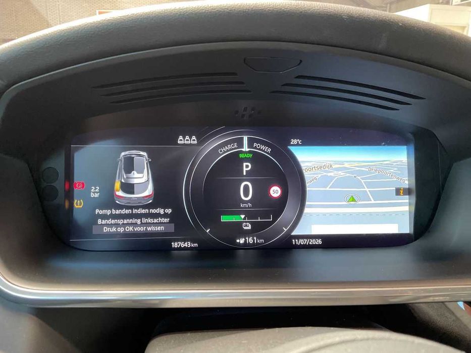Jaguar I-Pace electric drive 400ks 90kwh 294 kW SE