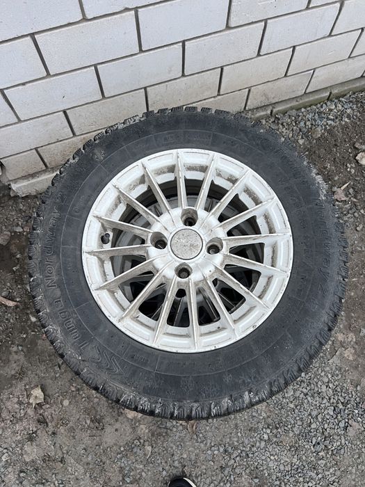 Продам диски с резиной скад