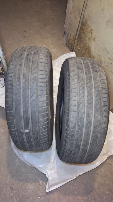 205 60 16- Michelin Primacy 4.