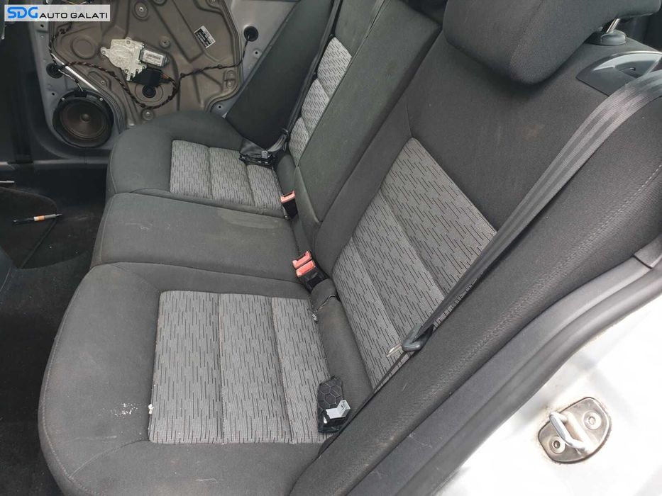 Bancheta Spate Sezut cu Spatar Textil Skoda Octavia 2 2009 - 2013 [C5422]