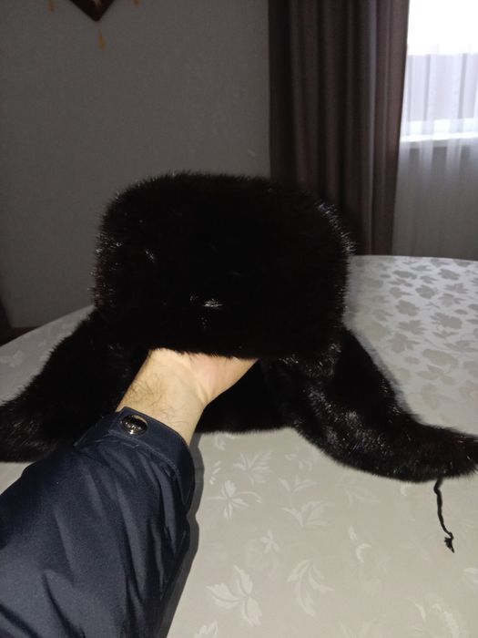 Продам норковою шапку.