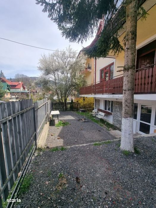 Vila spatioasa de vanzare in Busteni-Oportunitate de investitie