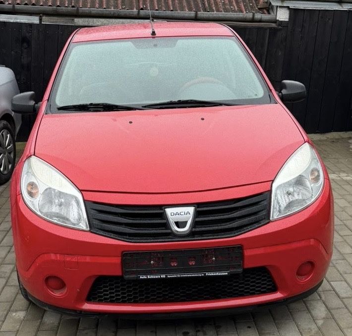 Dacia sandero , motor 1.2 benzina , 108000km , are climă , servo…..
