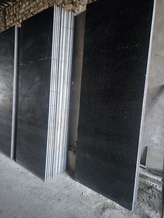 Слябы Ангола Блек (Angola Black Slyablari)