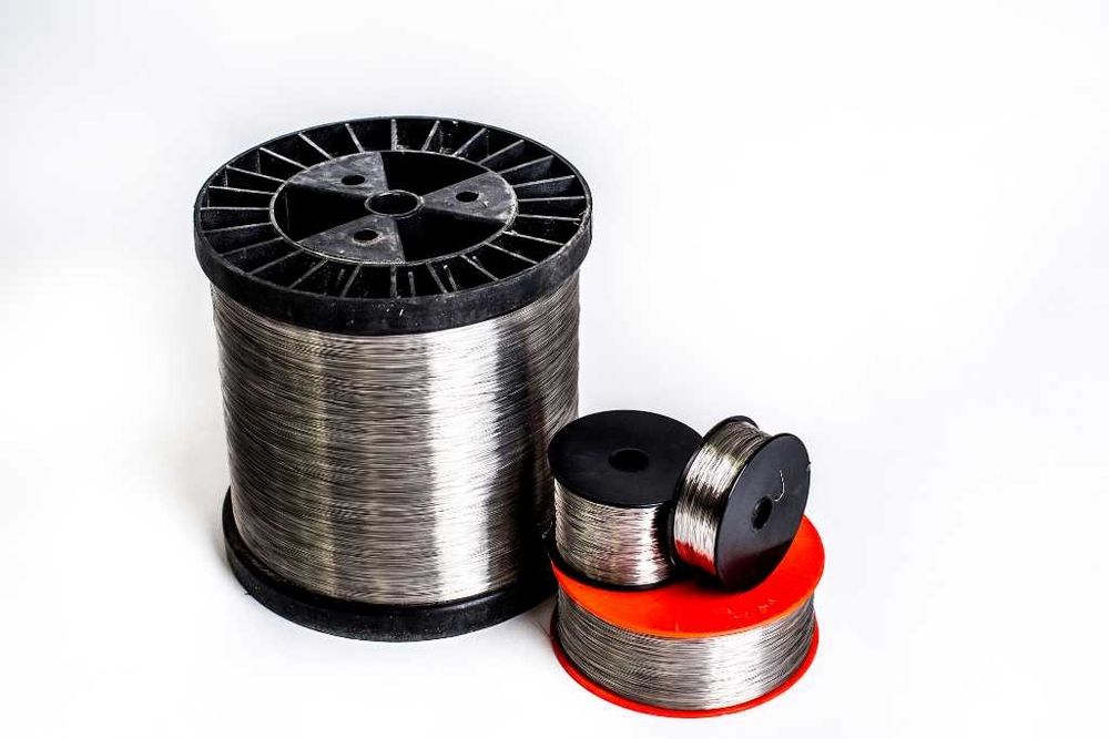 Иноксова тел 0.4мм