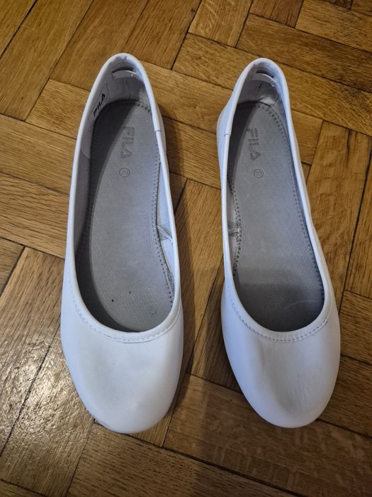 Кожени обувки на FILA