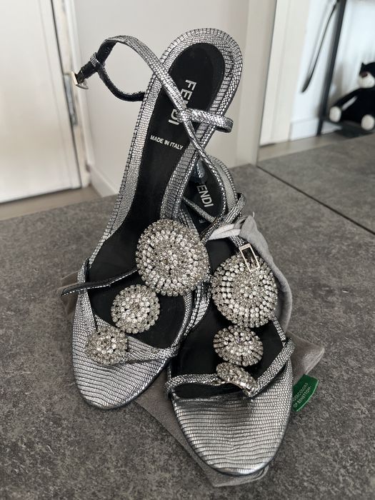 Обувки Фирмени 38:39 като номер