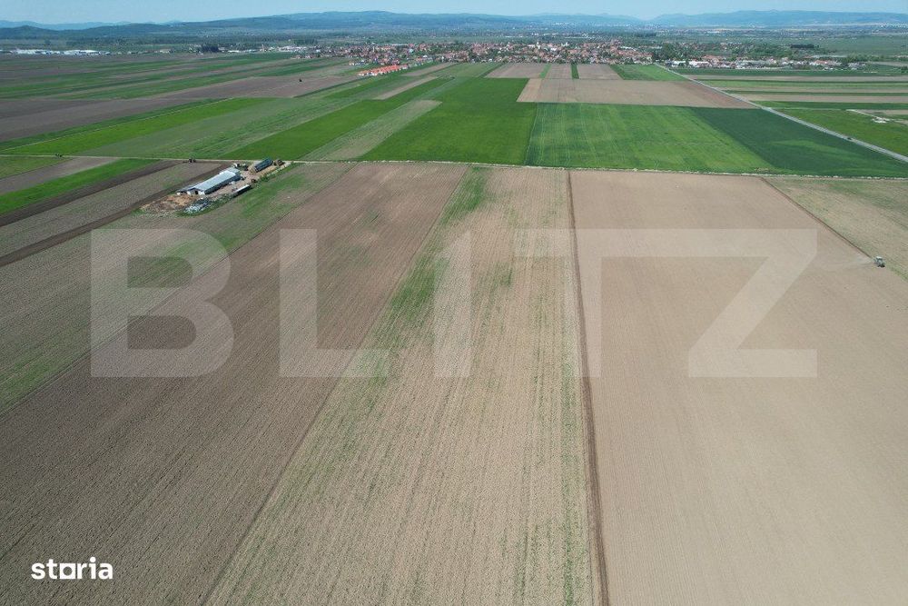 Teren extravilan , 22300MP,  zona Prejmer