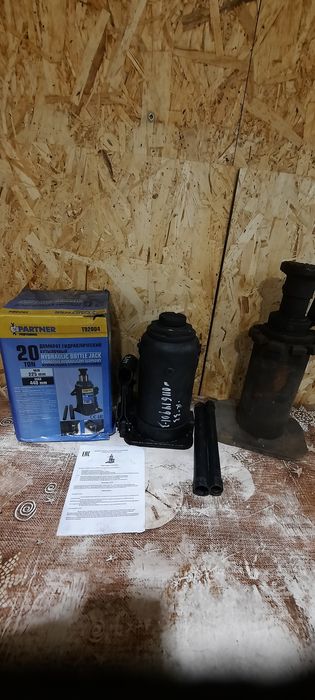 Продам домкрат гидравлический