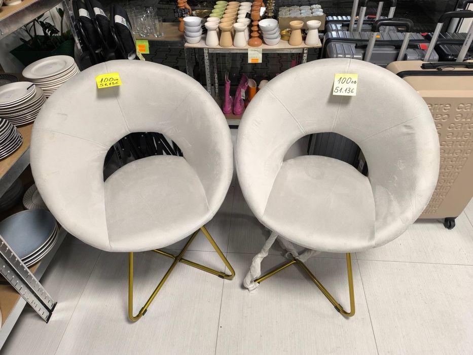 Столове  – нови! 100 лв