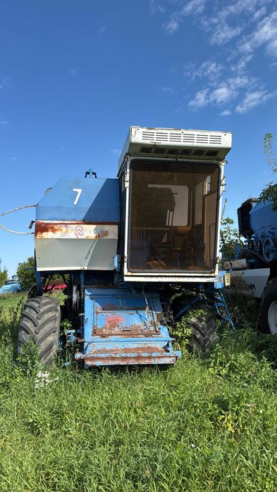 Продам комбайн Вектор 410