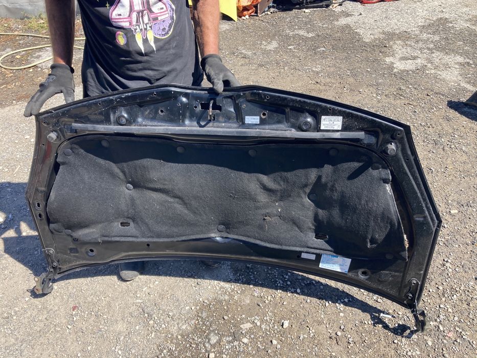 Предни капаци за Тойота Корола Версо 2004- 2008г