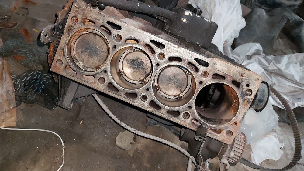 Мотор гольф 4 1.6