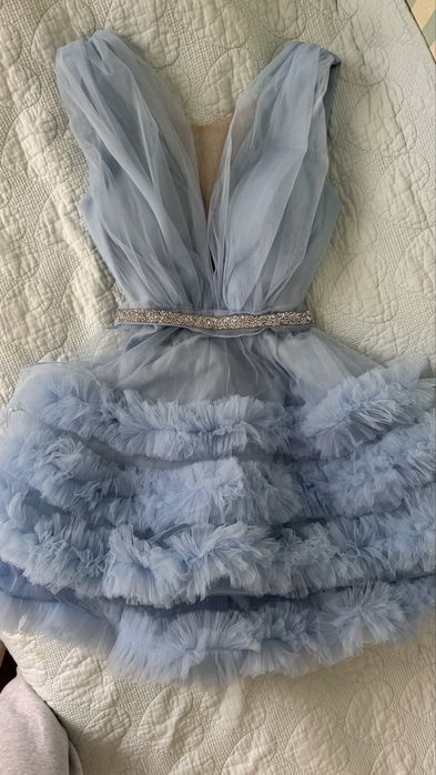 Къса официална рокля с коланче