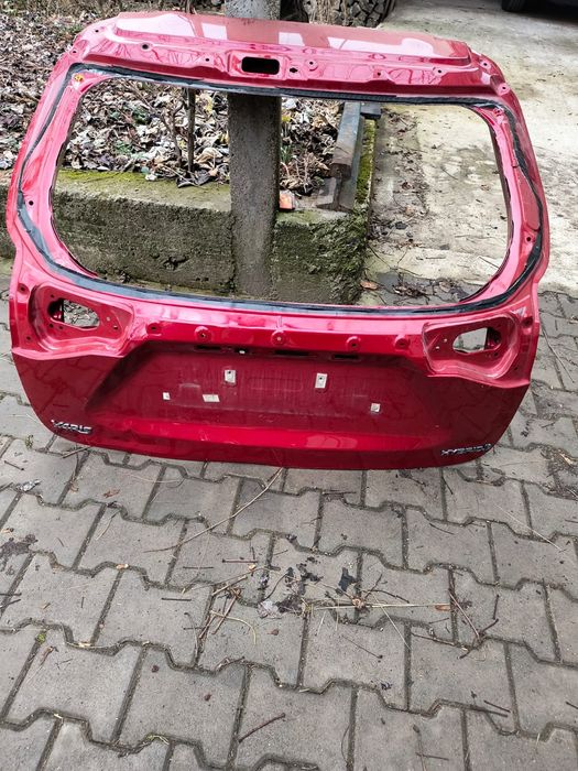 Vând haion Toyota Yaris Cross hibrid