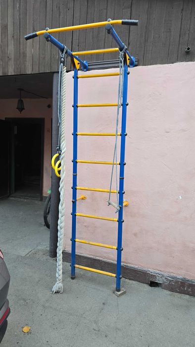 Продам шведскую стенку для детей