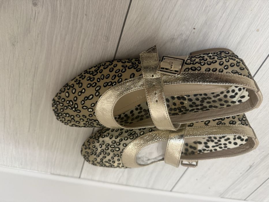 Продаются балетки Baver