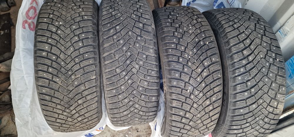 Резина Continental 215 55 r17