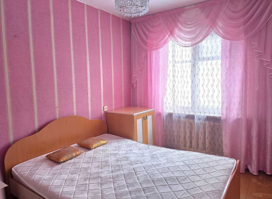 Продаётся 2-комнатная квартира.