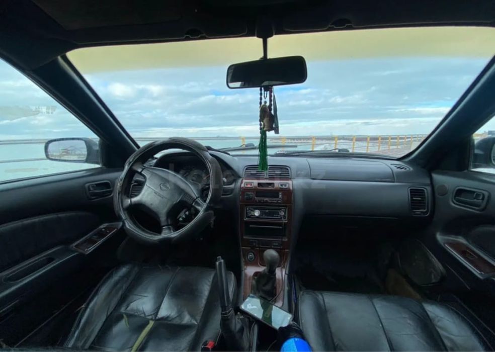 Максима машина ниссан