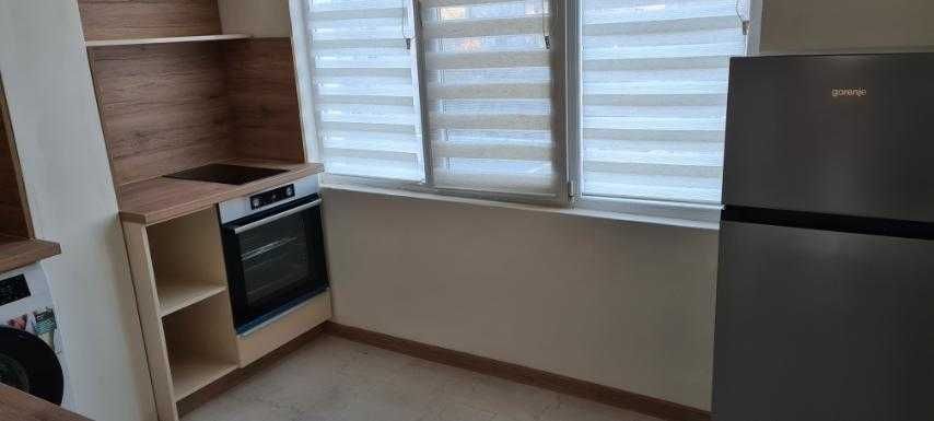 Дава се под наем Четиристаен апартамент в Казанлък - 120 кв.м за 346.8 € - Снимка #7