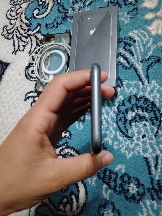 Iphone 8 64GB Xolati yaxshi