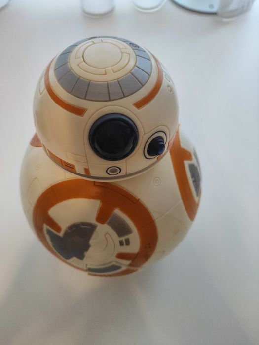 Robot interactiv BB-8 Disney