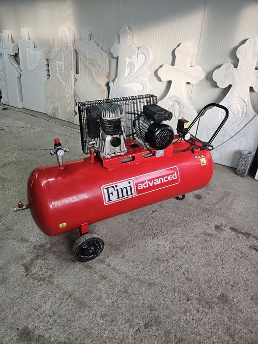 Compresor de aer Fini 200l
