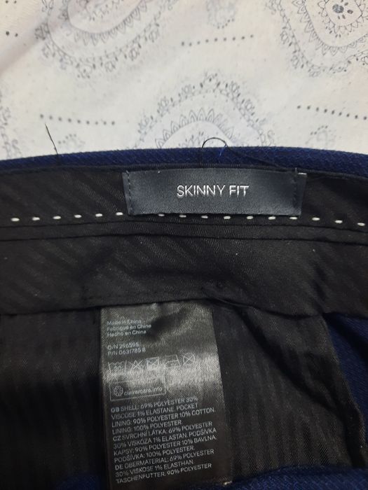 Costum H&M de vânzare  !!!