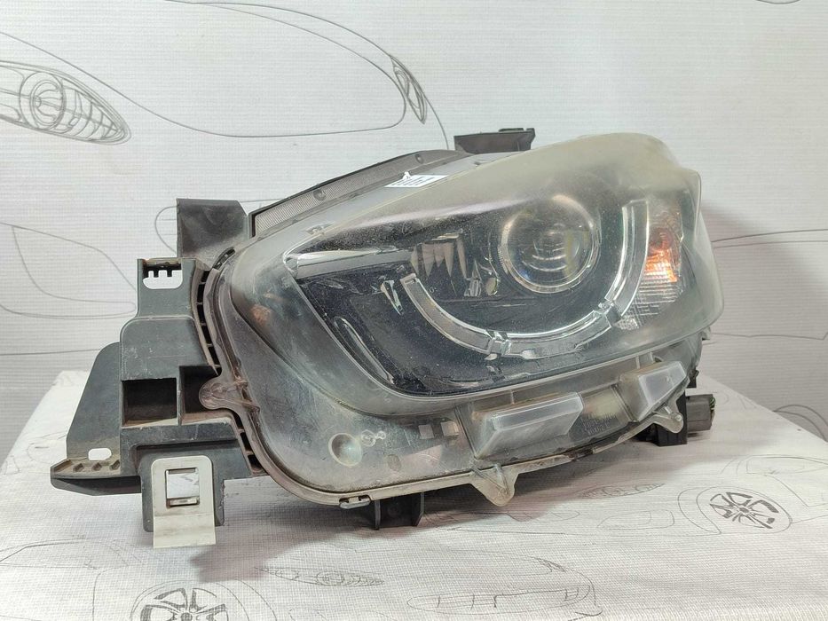 Far stânga UK Mazda CX-5 2015 2.2 Diesel 110kW Bi-Xenon cu lupă Cod OEM: KA3B51040C (4G2)