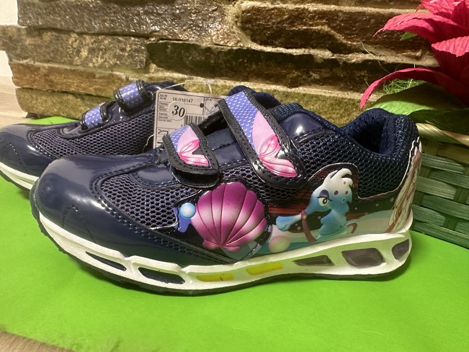 Нови детски маратонки