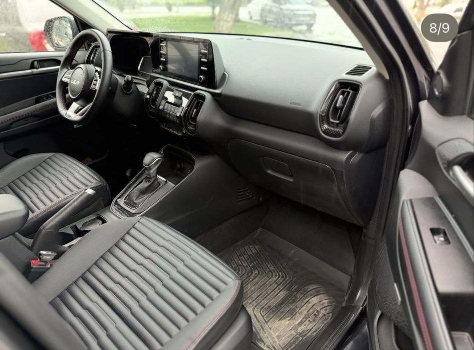 Срочно продам Kia Sonet Full pozitsiya