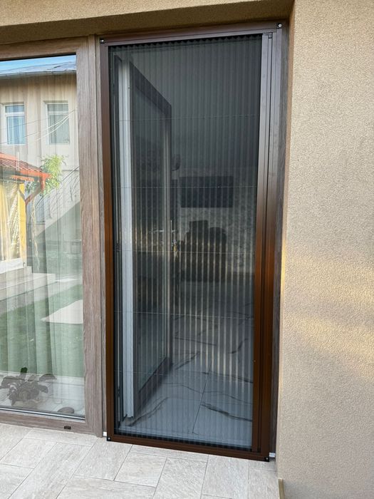 Plase tantari & insecte plisse / culisante / evantai