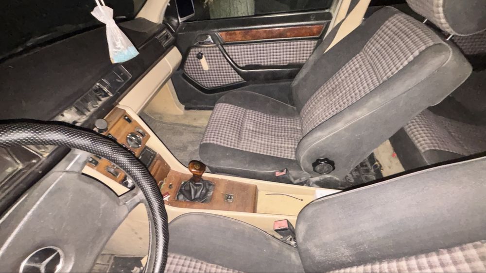 Мерседес 124 Е300