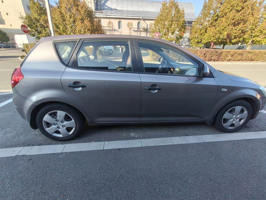 Kia Ceed 2008 benzină, 2.590 € — imagine 3