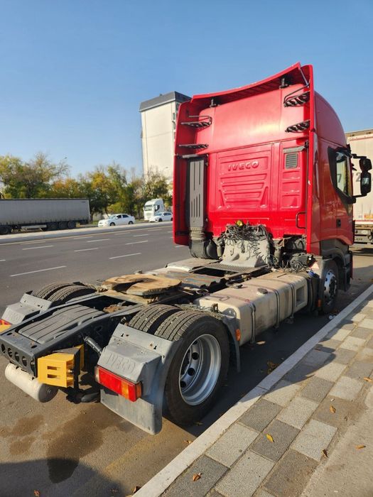 Тягач IVECO фура дизель 460 мега 2015. Tigach Iveco 460 avtomat Fura