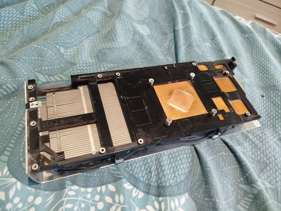 Охладител XFX  R7900 Ghost