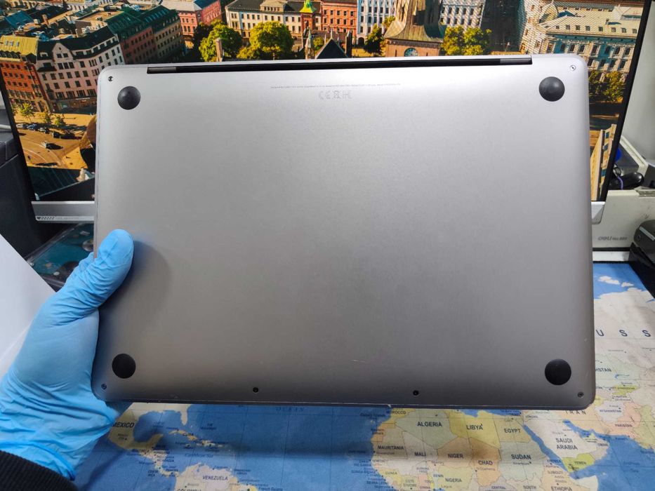 MacBook Pro 13 2019 | 16GB | SSD 256 | СРОЧНО