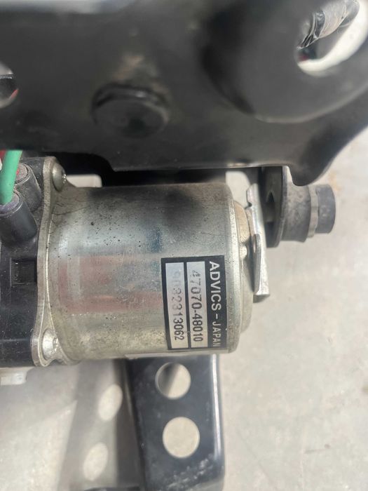 Помпа ABS pump Lexus RX450 2008/2015