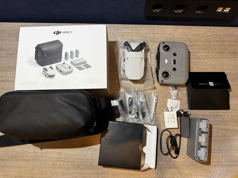 DJI Mini 2 Fly More Combo