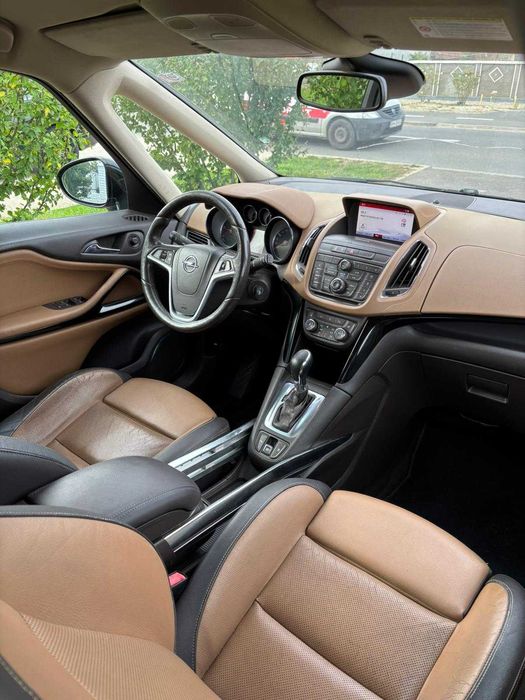 VAND Opel Zafira Tourer Cosmo Pack 2.0 CDTI – 165 CP | Automat | 7 locuri | Full opțiun